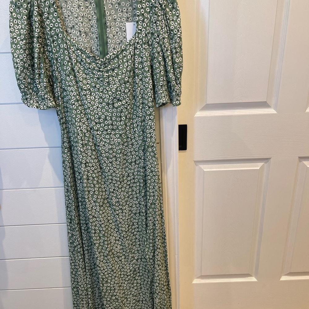 H&M Green Floral Midi Dress with Puff Sleeves
